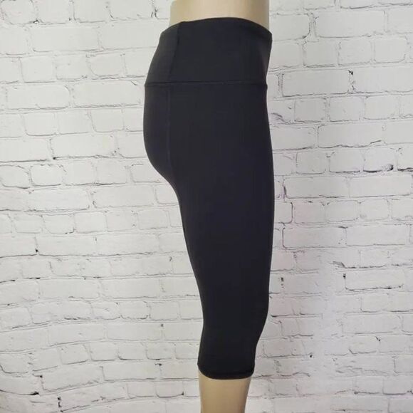 VSX Victoria Secret's Activewear Crop Pant XS - Picture 2 of 8